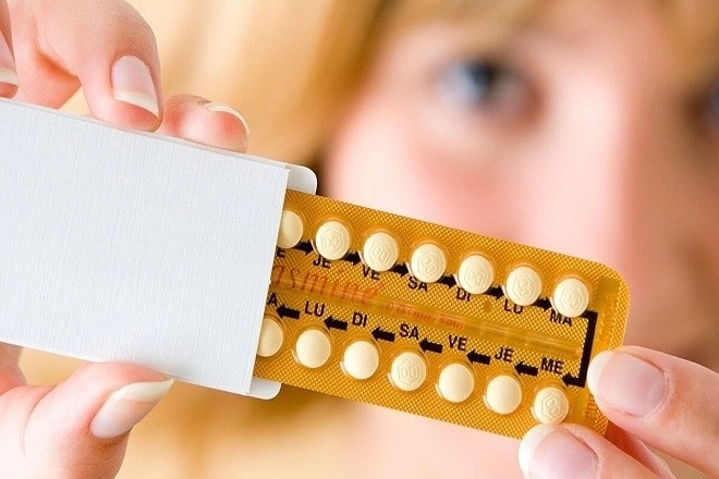 Uống liên tiếp 2 vỉ thuốc tránh thai hàng ngày loại 21 viên có sao không?