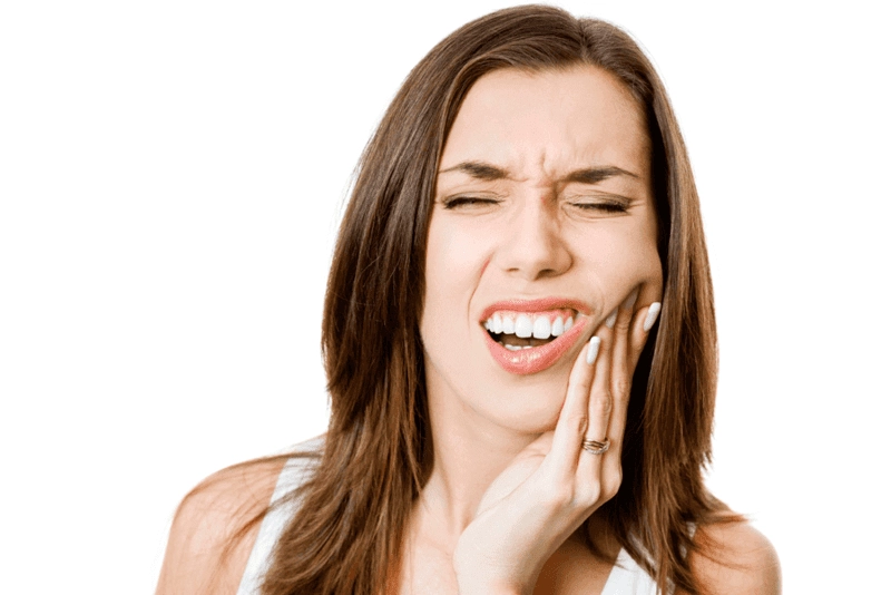 Vì sao bạn uống nước lạnh bị buốt răng?