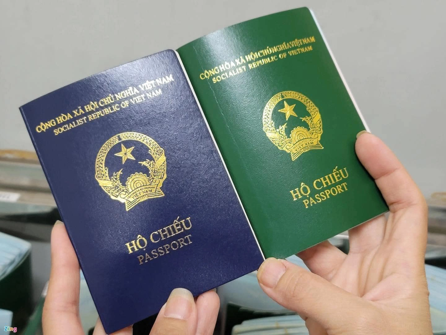 Việt Nam chính thức đổi mẫu hộ chiếu mới từ ngày 1/7/2022