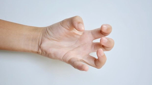 Xử trí trạng thái loạn trương lực cơ cấp ở bệnh nhân tâm thần